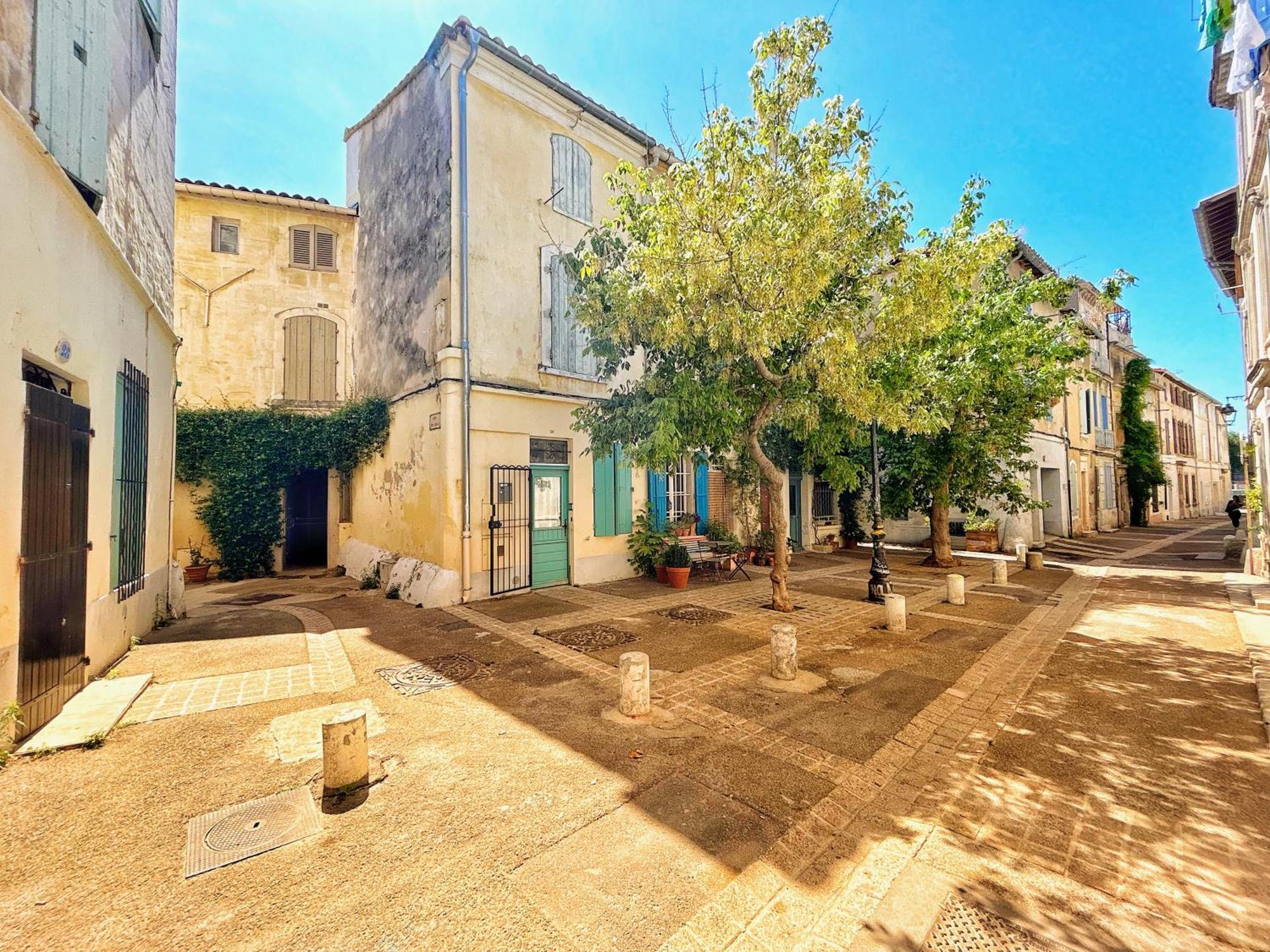 Cosy Ocre Lägenhet Arles Exteriör bild